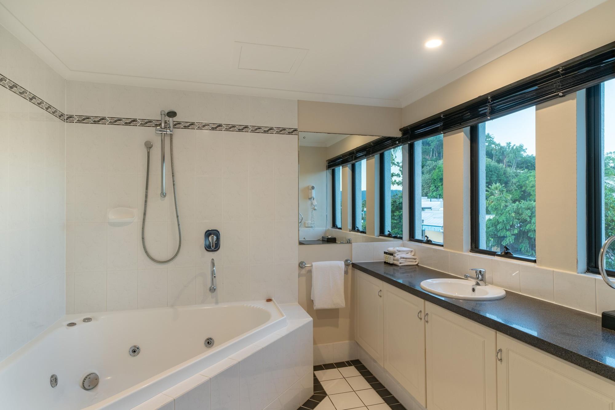 Regal Port Douglas Bagian luar foto